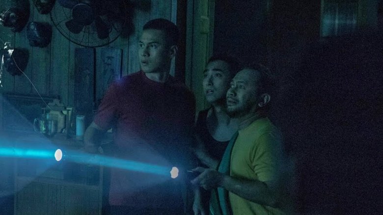 кадр из фильма Jeritan Malam