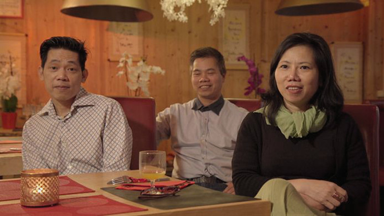 кадр из фильма L'île de lumière. Quand la France sauve les Boat People