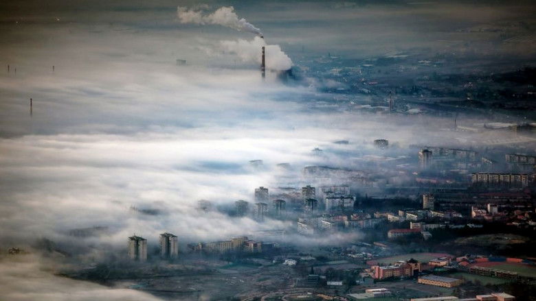 кадр из фильма L'Homme a mangé la Terre