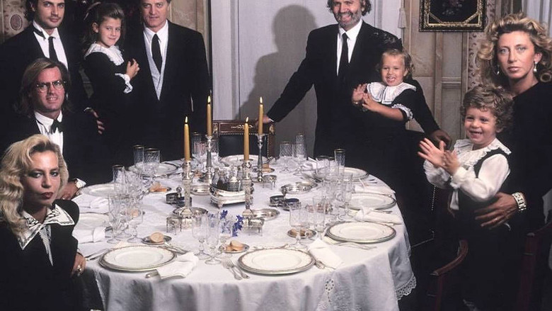 кадр из фильма Versace – Les liens du sang