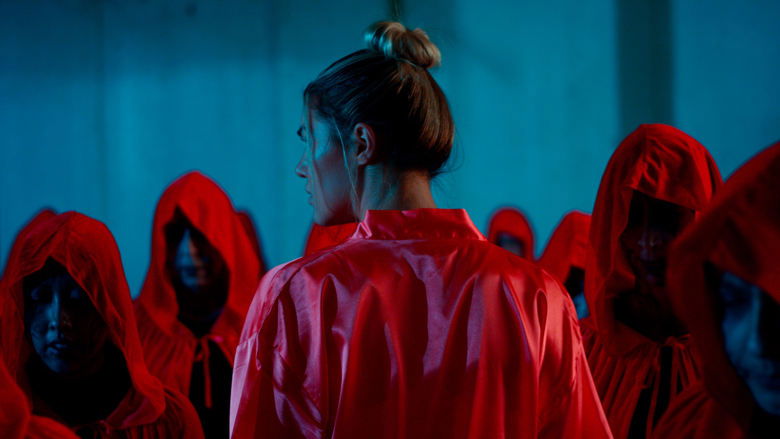 кадр из фильма Дом тысячи дверей