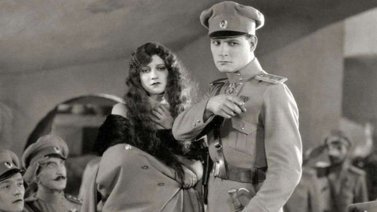 кадр из фильма The Volga Boatman