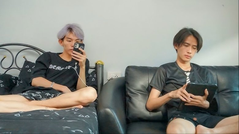 кадр из фильма ท่านอาจารย์