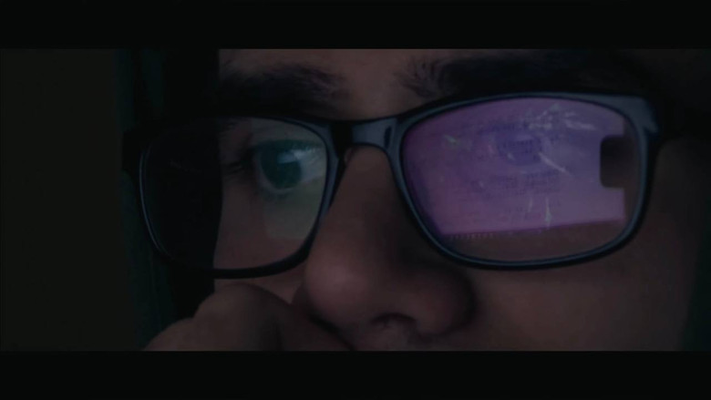 кадр из фильма بەسەرهاتێکی نامۆ