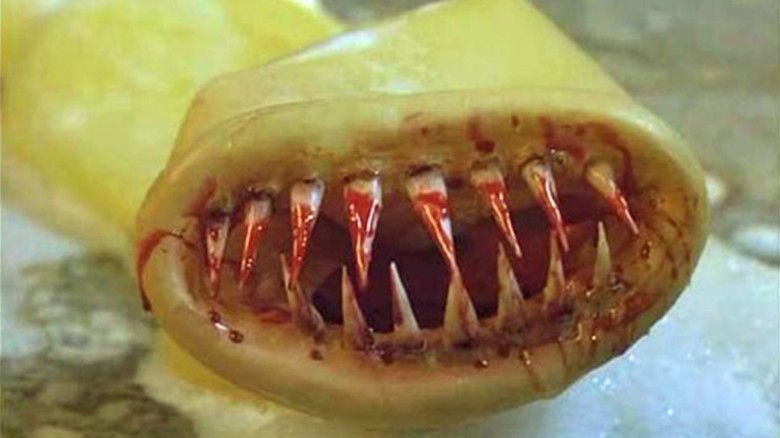 кадр из фильма Презерватив - убийца