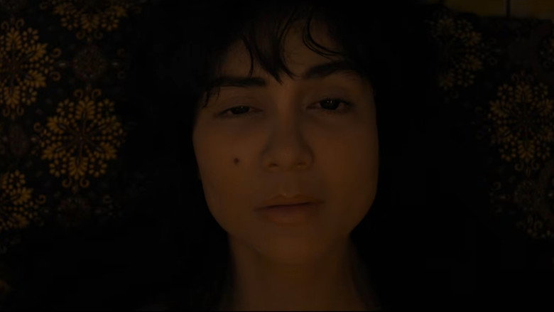 кадр из фильма Suzzanna: Santet Dosa di Atas Dosa