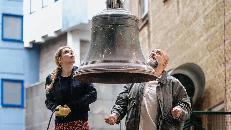 кадр из фильма About A Bell