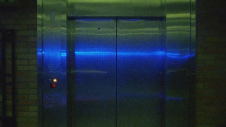 кадр из фильма Сигнал 8