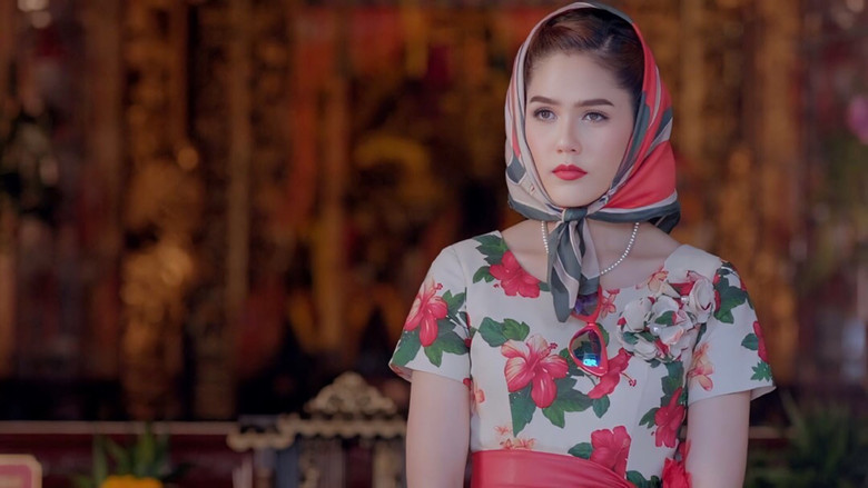 кадр из фильма จำเนียร วิเวียน โตมร