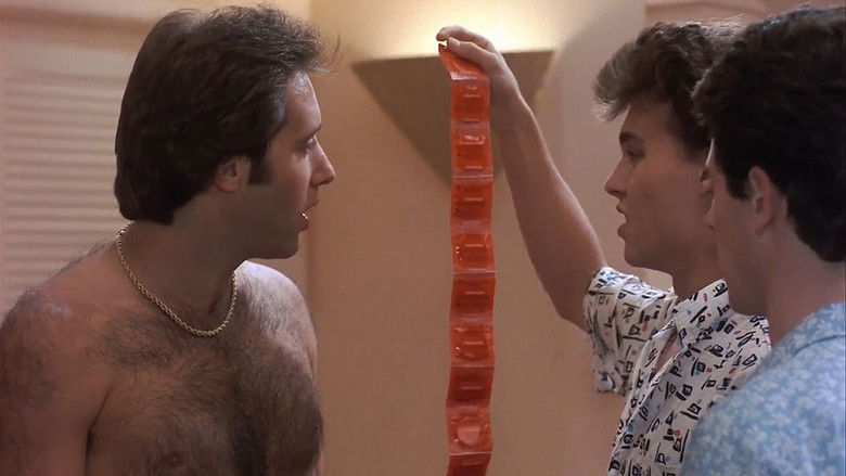 кадр из фильма Частный курорт