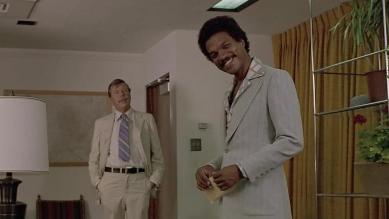 кадр из фильма Добыча