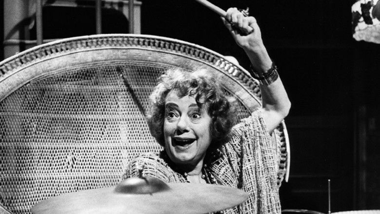 кадр из фильма In Name Only