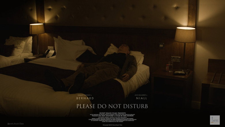 кадр из фильма Please Do Not Disturb