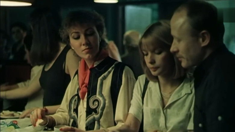 кадр из фильма Выйти замуж за капитана