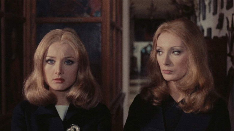 кадр из фильма Красная королева убивает семь раз