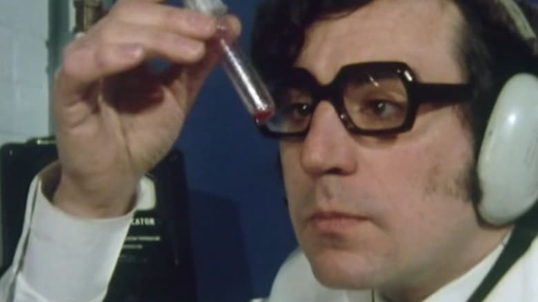 кадр из фильма The Broken Bottle