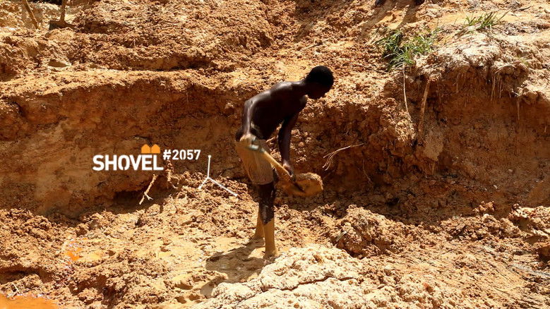 кадр из фильма Behind the Screen