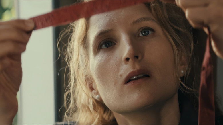 кадр из фильма Тайна Хеопса