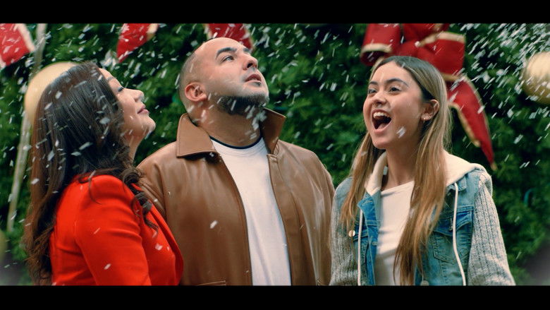 кадр из фильма Eggnog Sugar Cookies and Misery