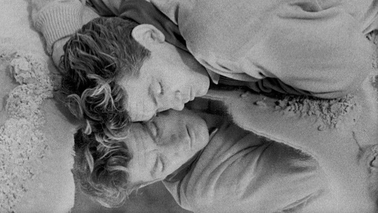 кадр из фильма Орфей