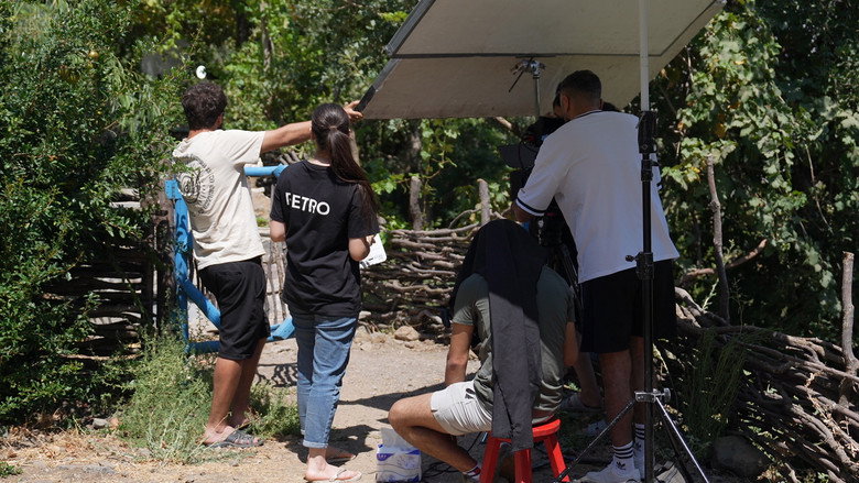 кадр из фильма DÛR