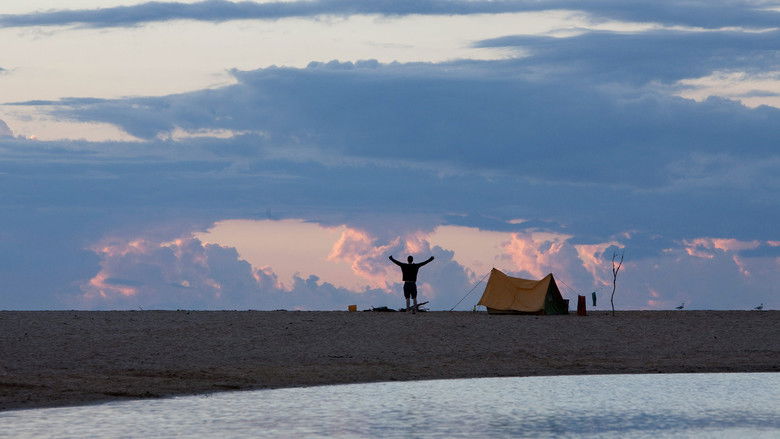 кадр из фильма Горящий человек