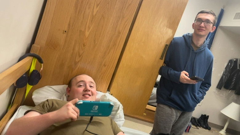 кадр из фильма Days of Meade