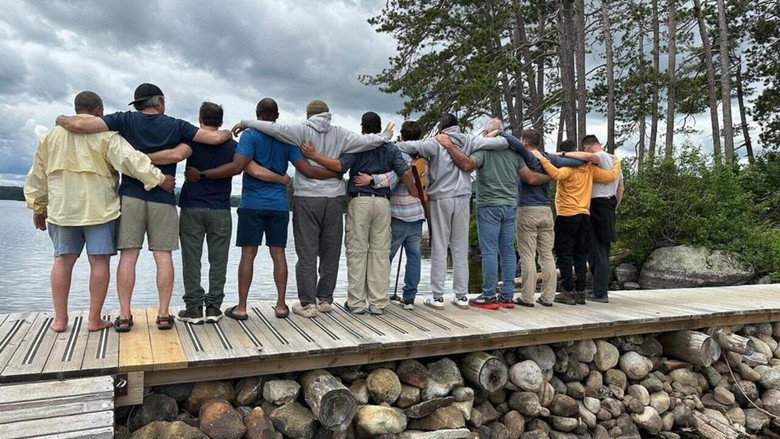 кадр из фильма The Dads