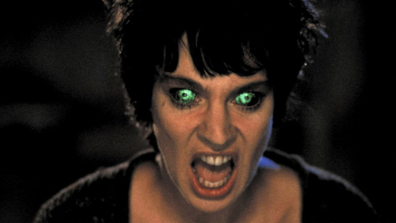 кадр из фильма Кровь невинных