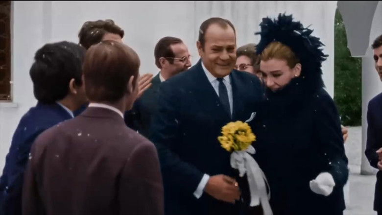 кадр из фильма Ο Στρίγγλος Που Έγινε Αρνάκι