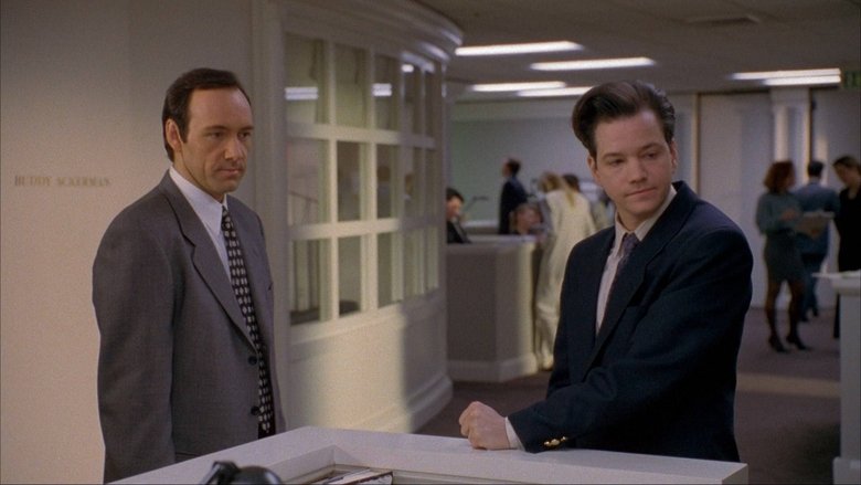 кадр из фильма Среди акул