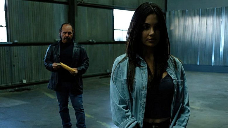 кадр из фильма Killer Stepmom