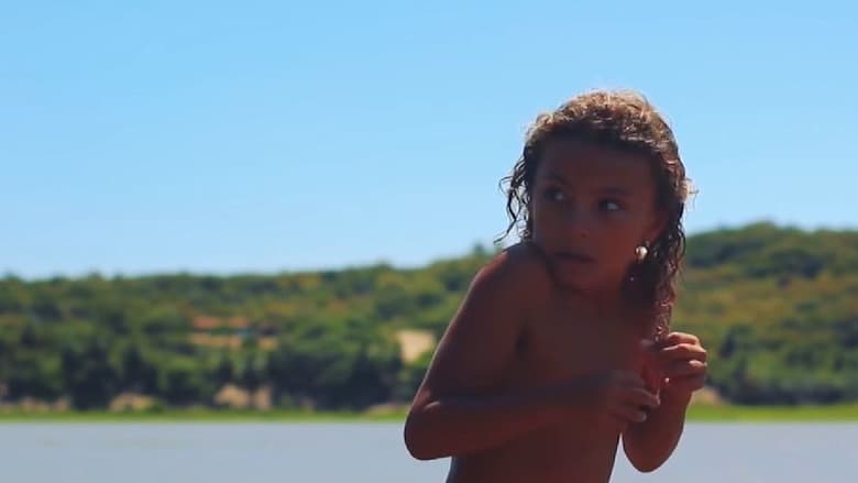 кадр из фильма Santo de Casa Não Faz Milagre