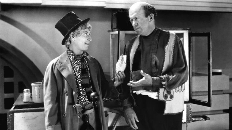 кадр из фильма Утиный суп