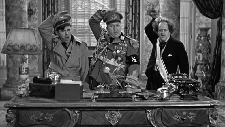 кадр из фильма Ты, нацистнутая шпионка