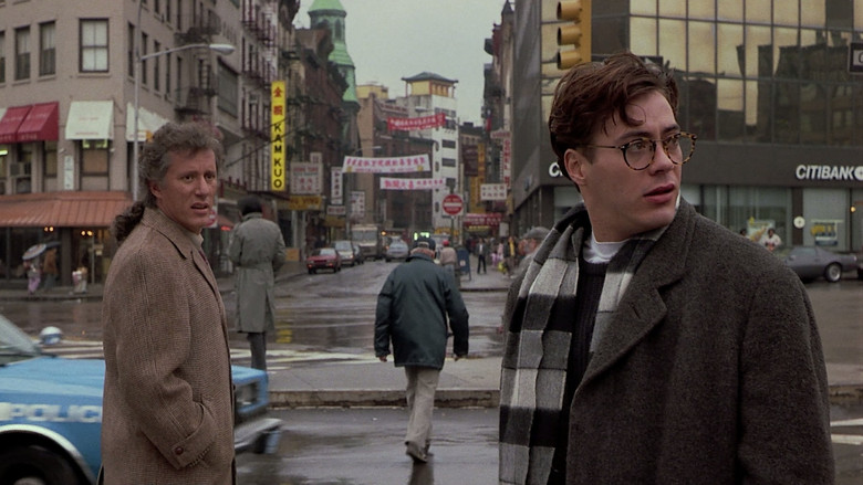 кадр из фильма Верящий в правду