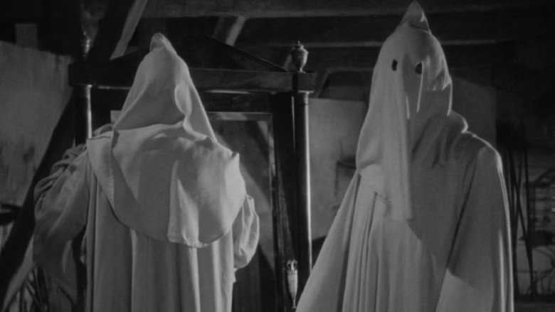 кадр из фильма Сильвия и привидение