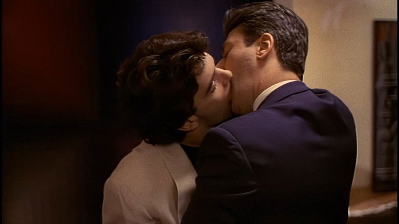 кадр из фильма Delirios de amor