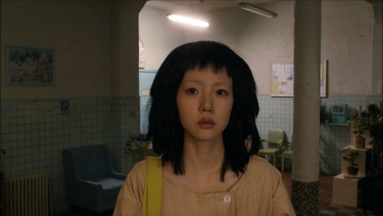 кадр из фильма Я киборг, но это нормально