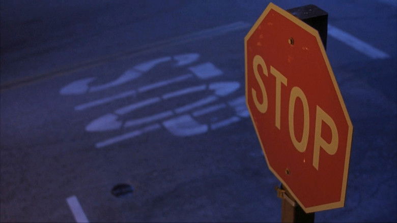 кадр из фильма Стеклянный щит