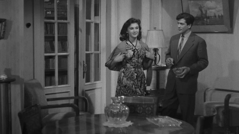 кадр из фильма Трое вышли из леса