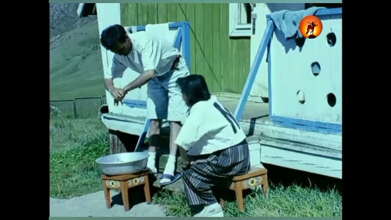 кадр из фильма Танихгүй сэтгэл