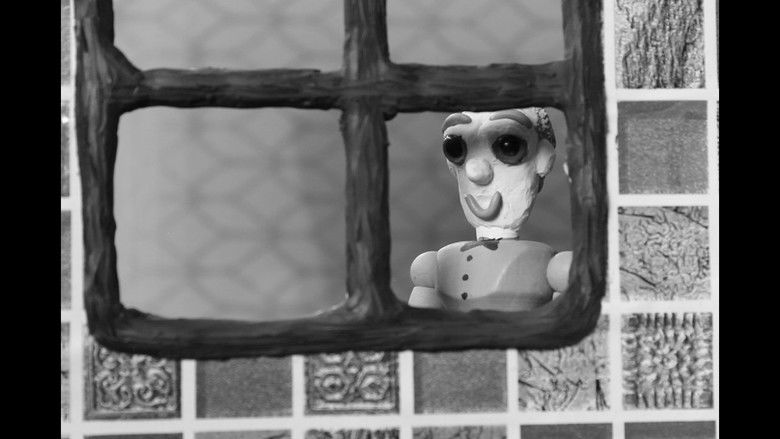 кадр из фильма Minha Casa Está Cheia de Estranhos