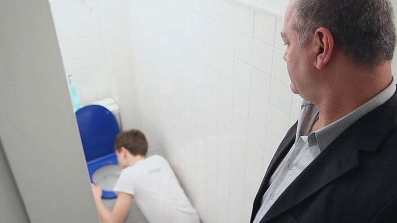 кадр из фильма Little Gay Boy, Christ is Dead