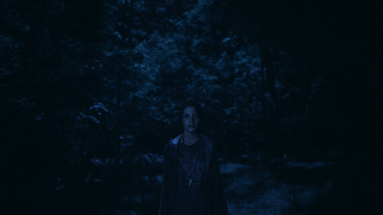 кадр из фильма Мрак