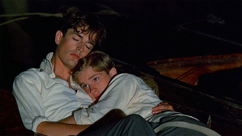 кадр из фильма Другая страна