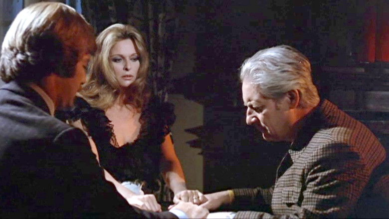 кадр из фильма Qualcosa striscia nel buio