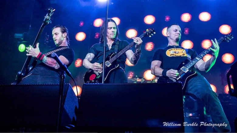 кадр из фильма One by One: The Journey of Alter Bridge
