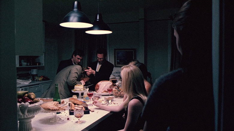 кадр из фильма Колледж