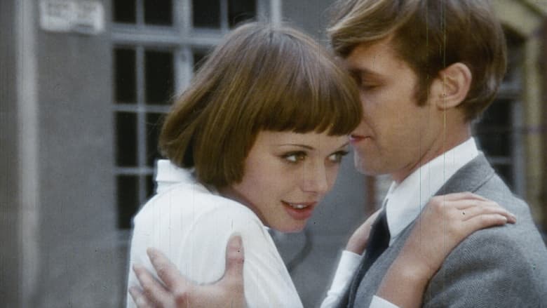 кадр из фильма Угадай, кто спит с нами сегодня вечером...?